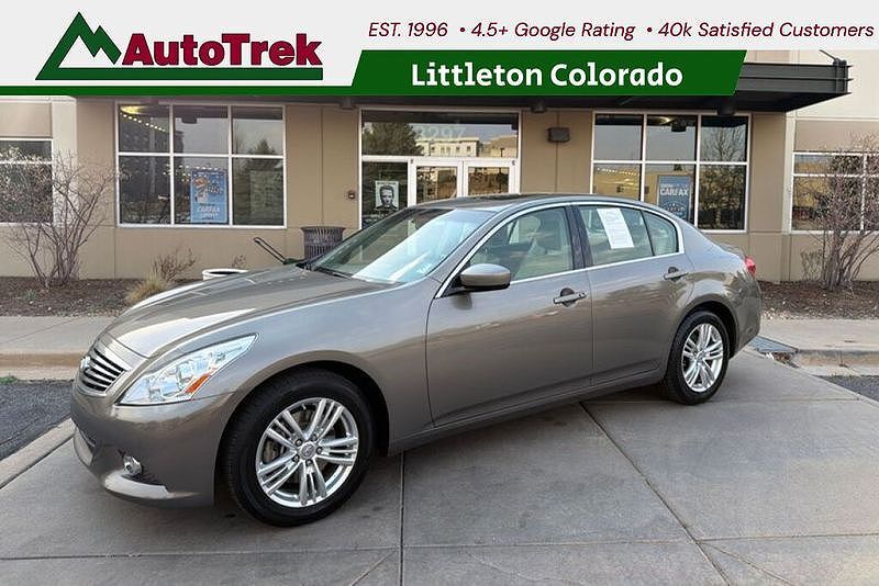 2012 INFINITI G37