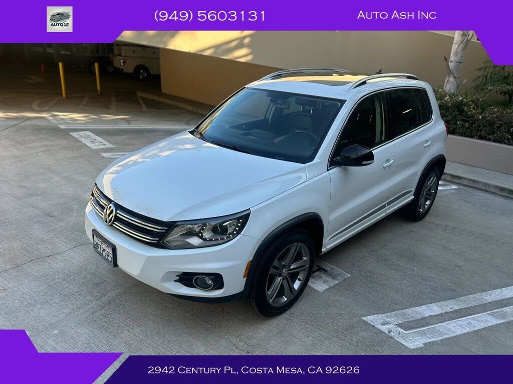 2017 VOLKSWAGEN Tiguan