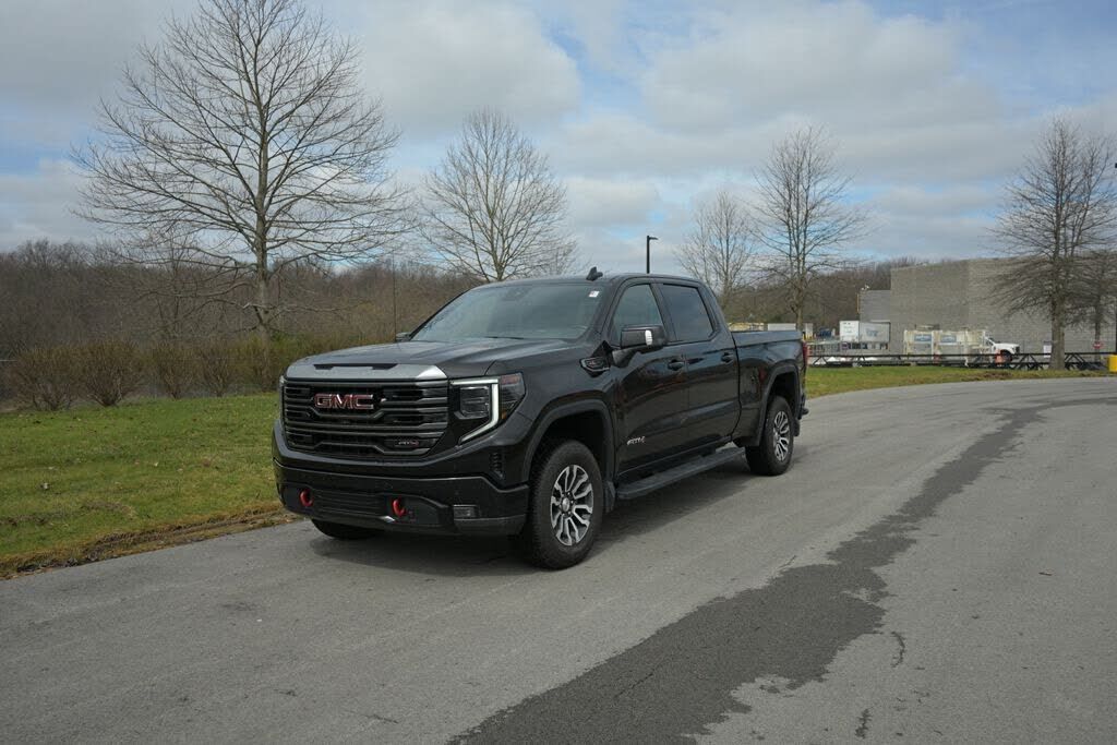 2023 GMC Sierra
