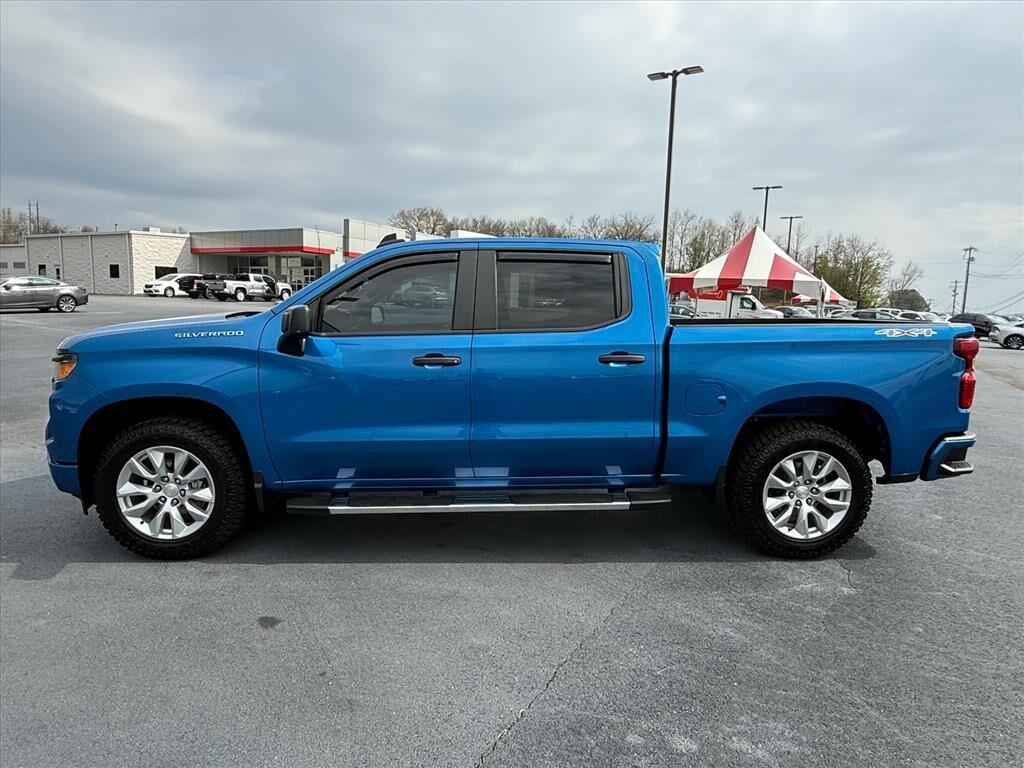 2023 CHEVROLET Silverado