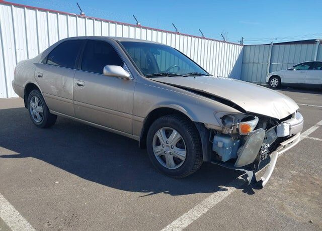 2000 TOYOTA Camry