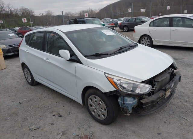 2015 HYUNDAI Accent