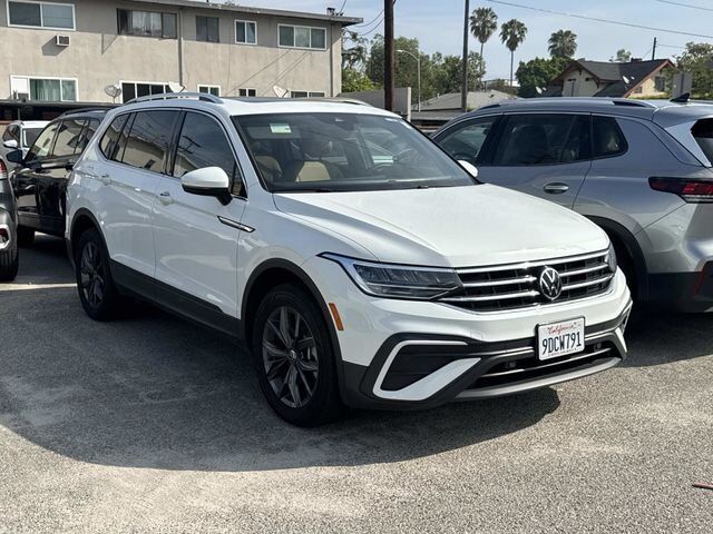 2022 VOLKSWAGEN Tiguan