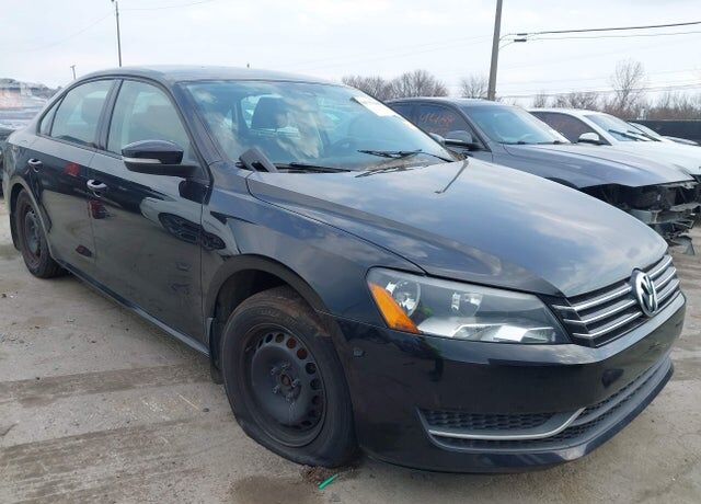 2014 VOLKSWAGEN Passat