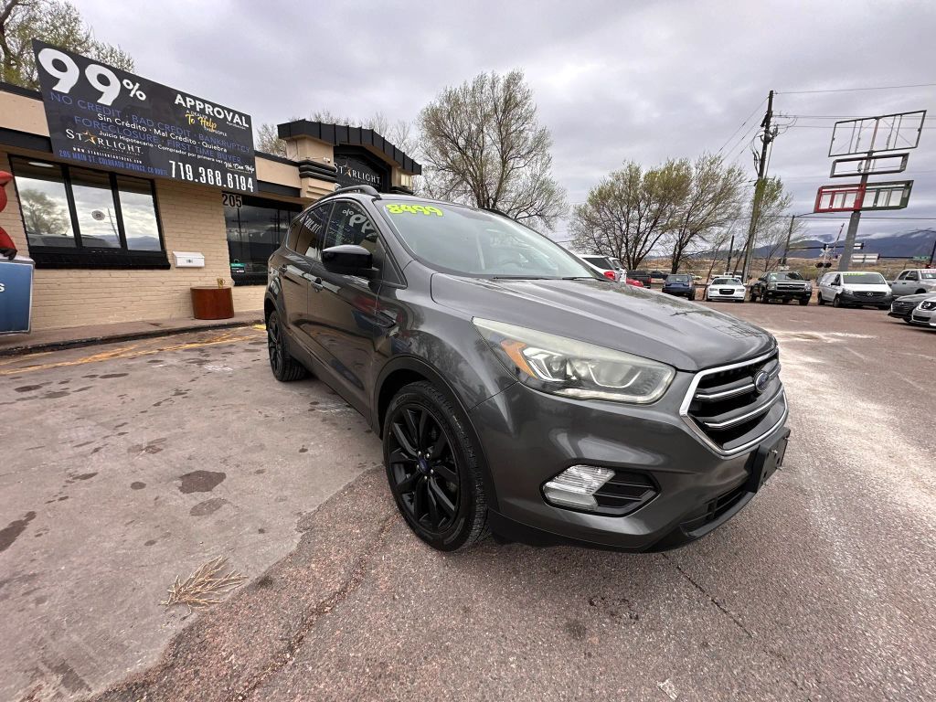 2017 FORD Escape