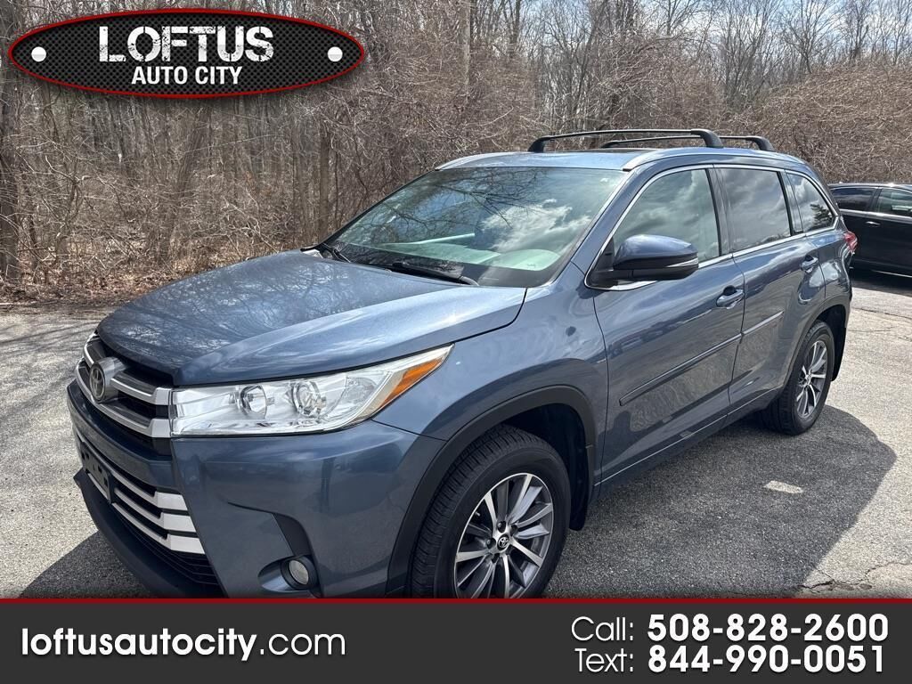 2017 TOYOTA Highlander