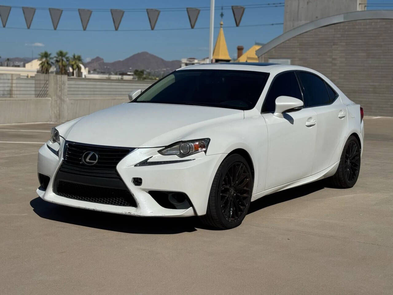 2016 LEXUS IS