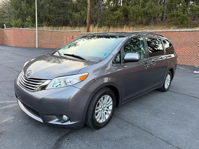 Toyota Sienna