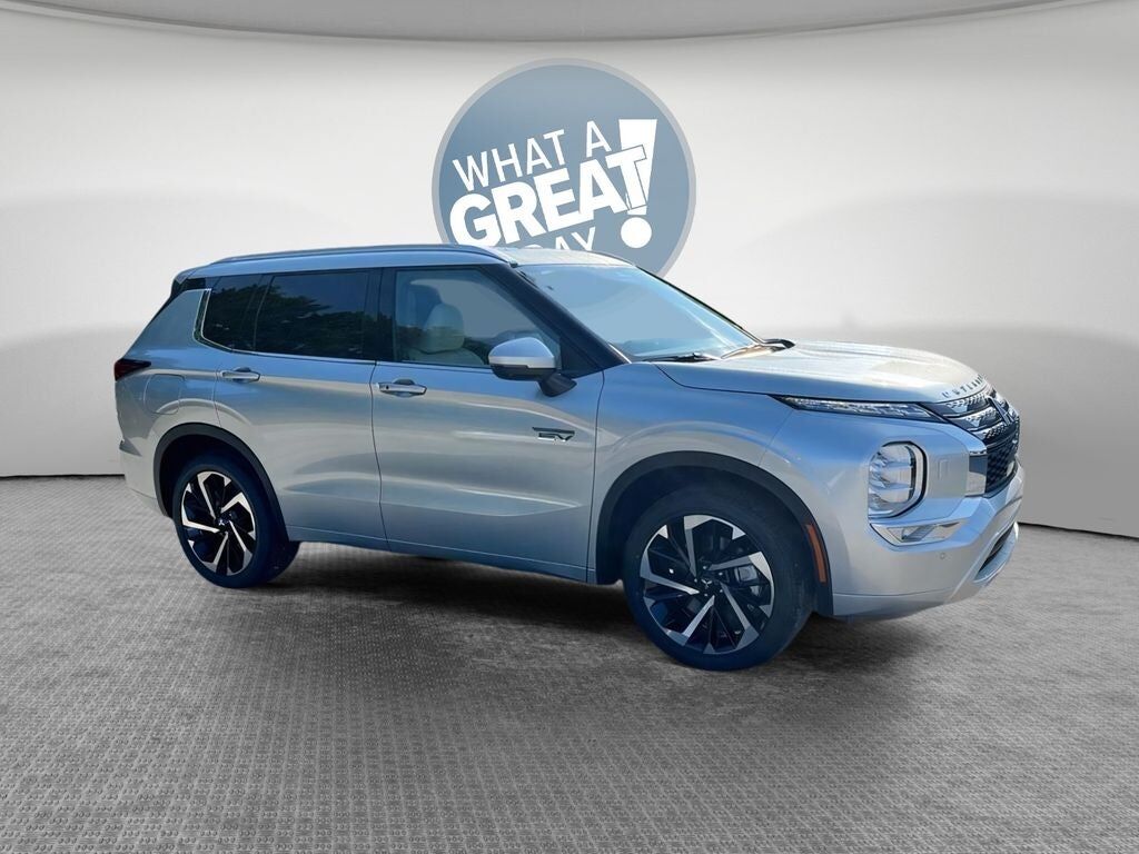 2025 MITSUBISHI Outlander