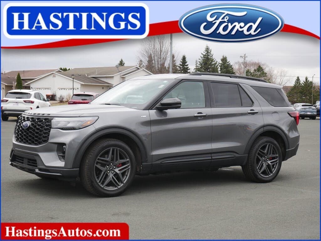 2025 FORD Explorer