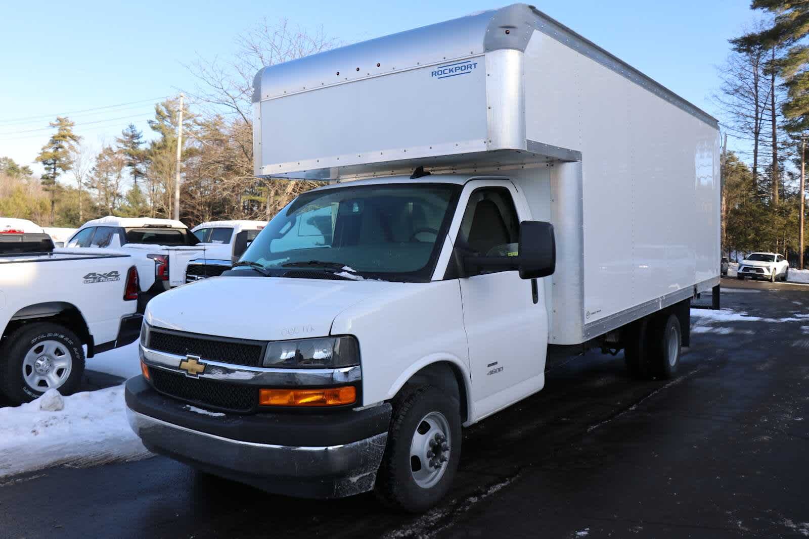 2026 CHEVROLET Express
