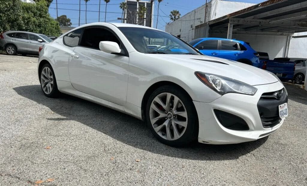 2013 HYUNDAI Genesis Coupe