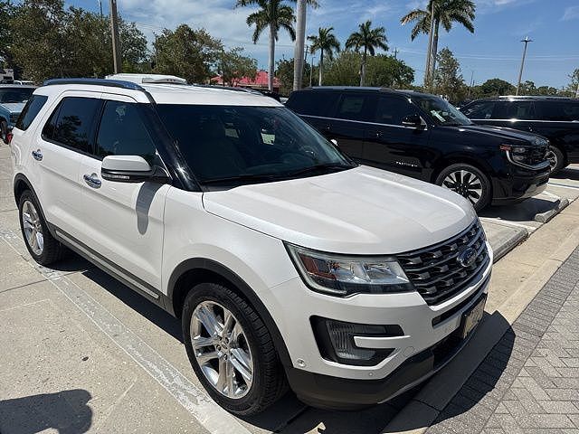 2017 FORD Explorer