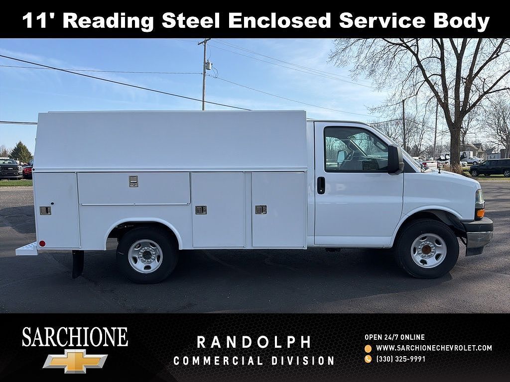 2025 CHEVROLET Express