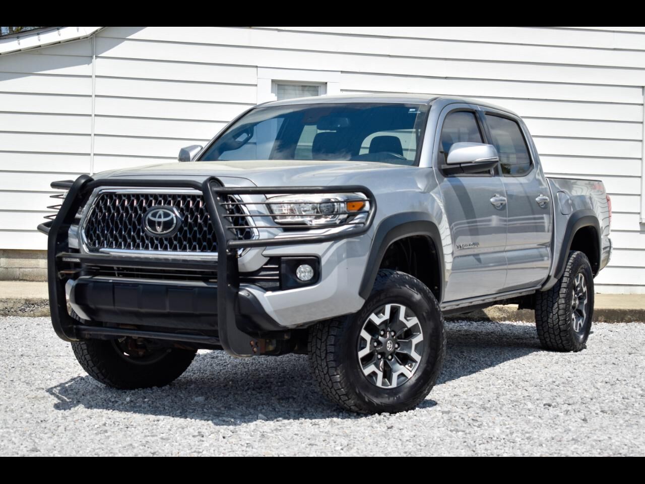 2019 TOYOTA Tacoma