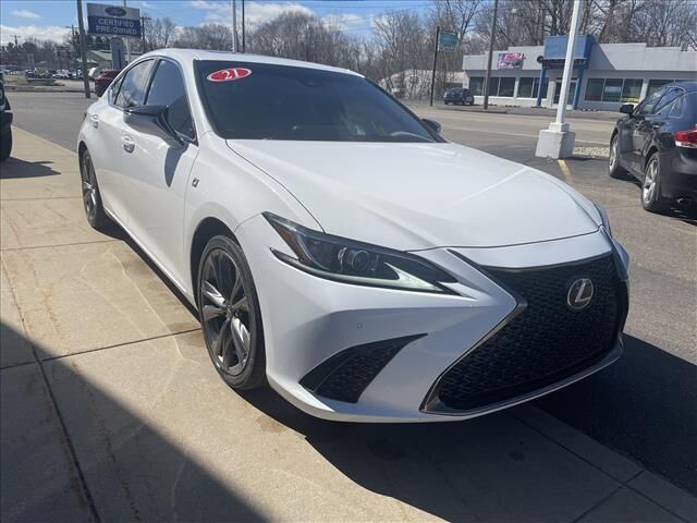 2021 LEXUS ES
