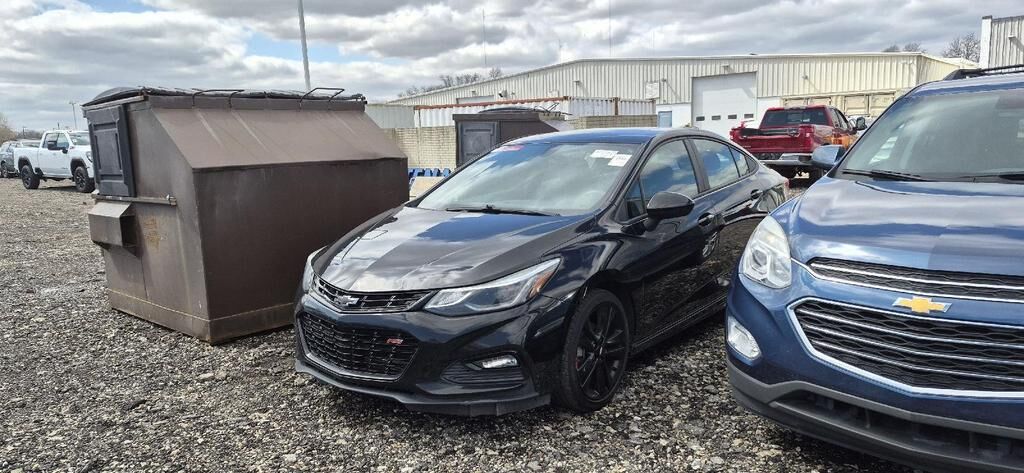 2018 CHEVROLET Cruze