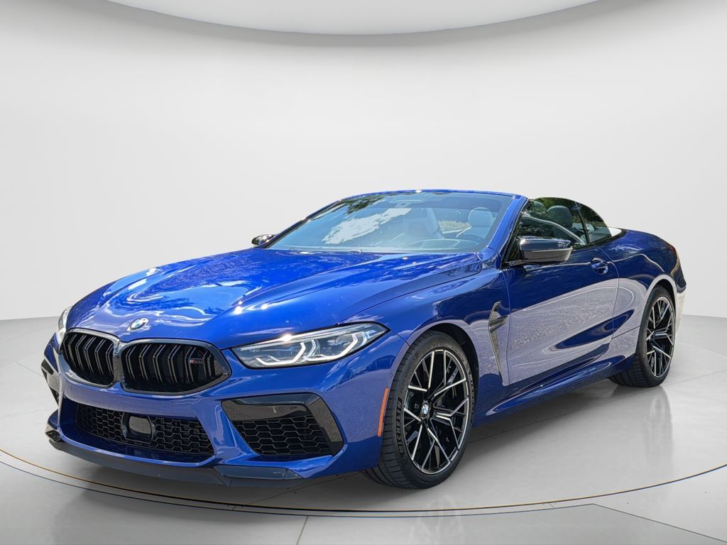 2025 BMW M8