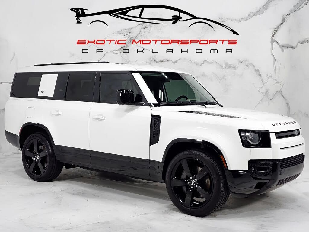 2024 LAND ROVER Defender