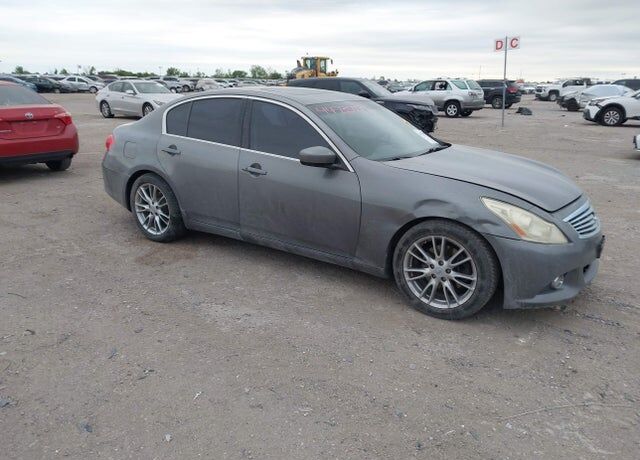 2012 INFINITI G37