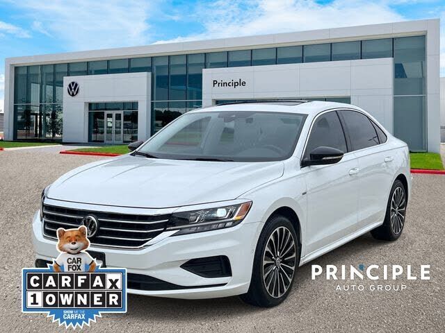 2022 VOLKSWAGEN Passat