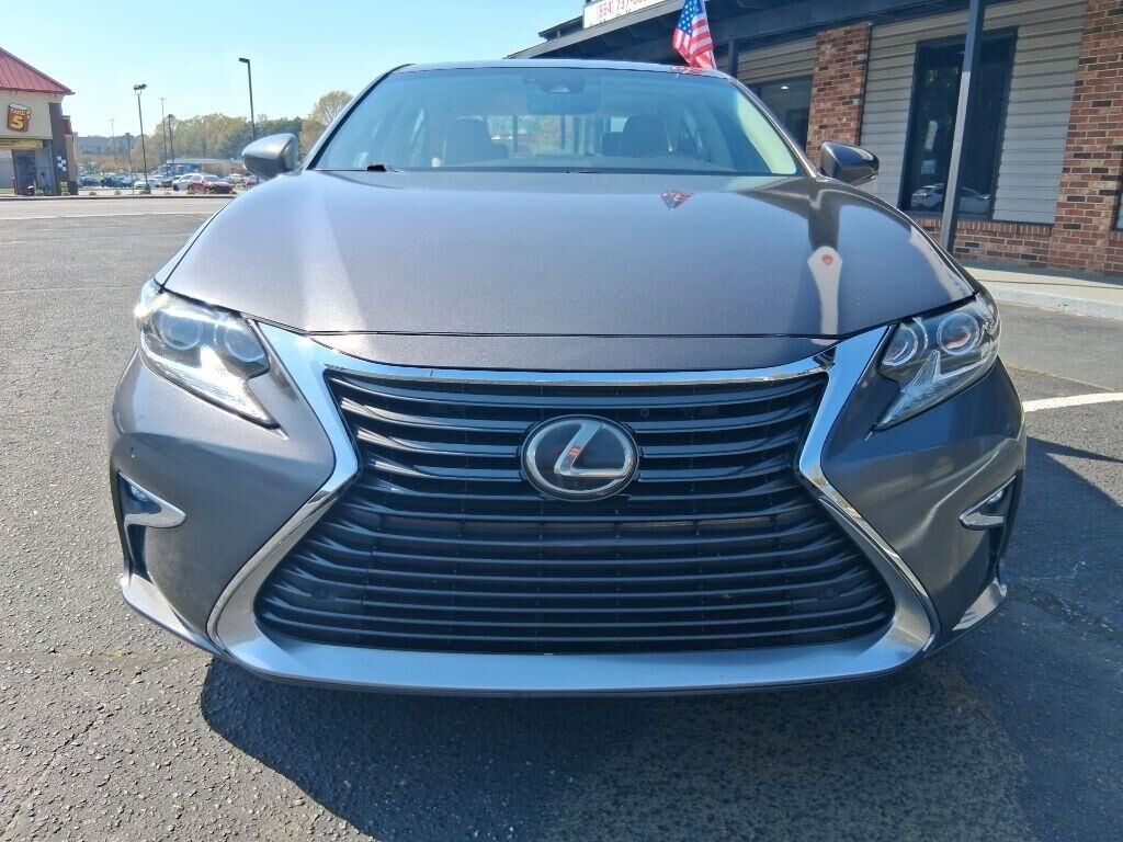 2016 LEXUS ES