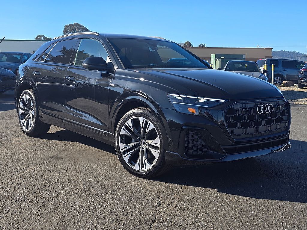 2026 AUDI Q8