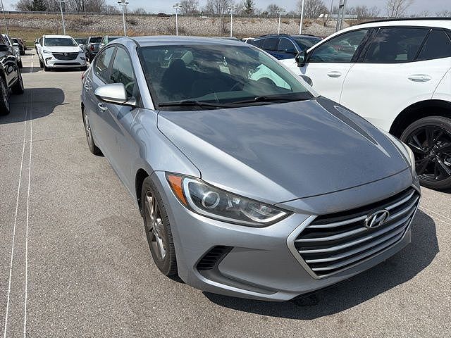 2017 HYUNDAI Elantra