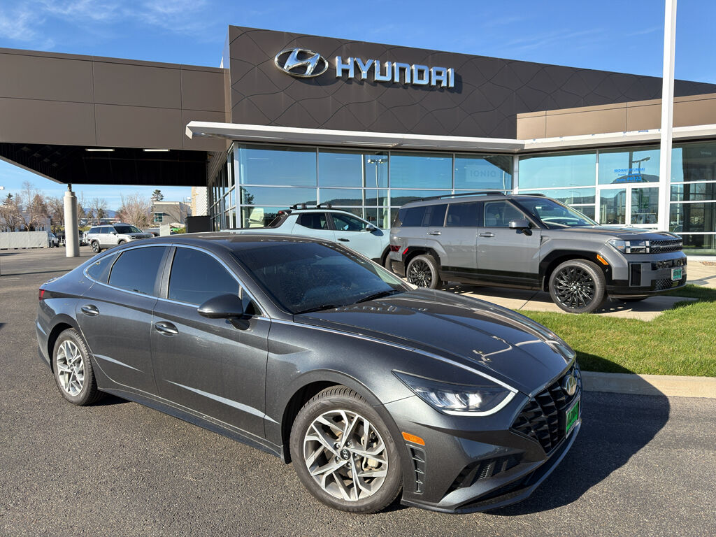 2022 HYUNDAI Sonata