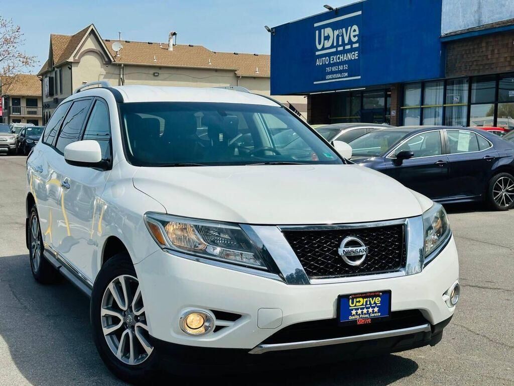 2016 NISSAN Pathfinder