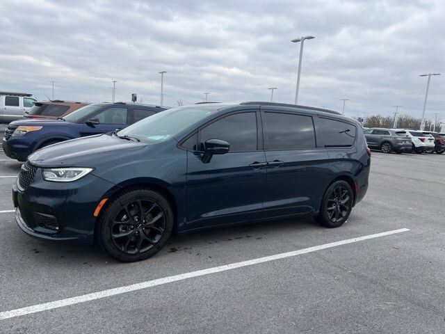 2022 CHRYSLER Pacifica