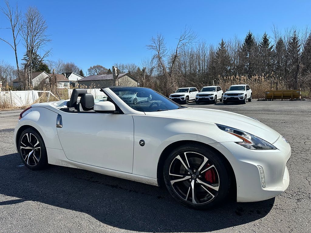 2018 NISSAN 370Z