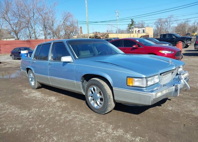 1989 CADILLAC Deville