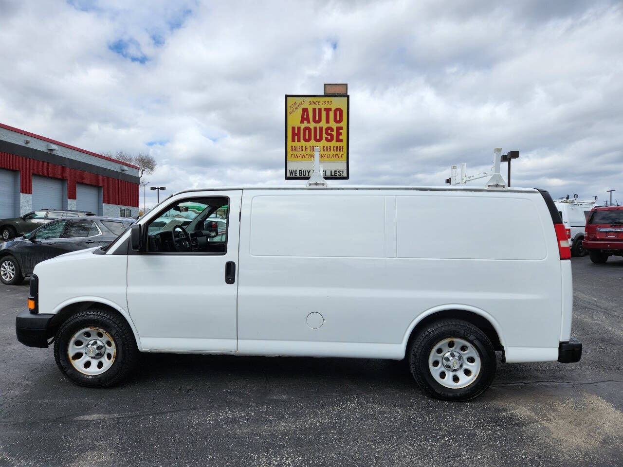 2013 CHEVROLET Express