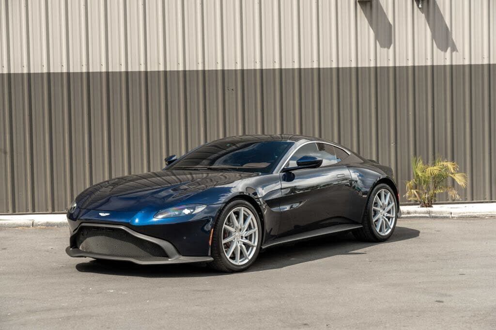 2019 ASTON MARTIN V8 Vantage