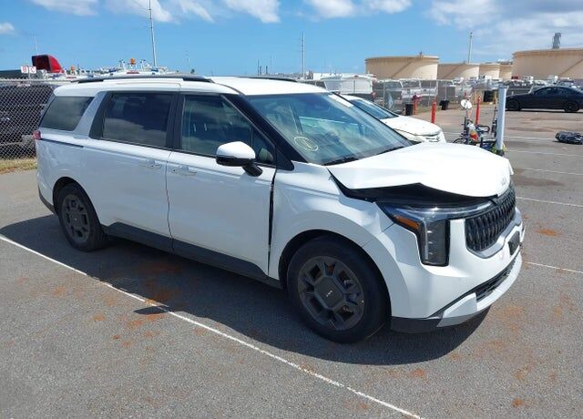 2025 KIA Carnival