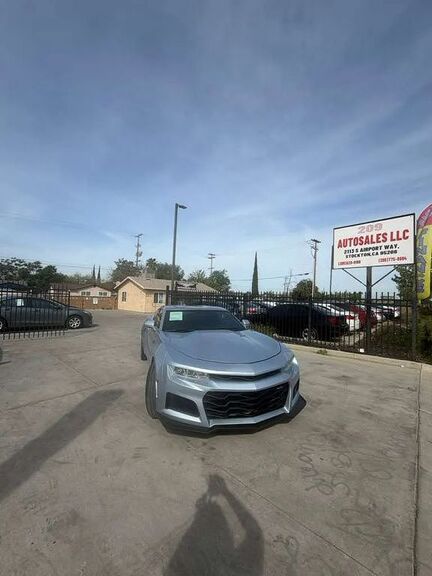 2017 CHEVROLET Camaro