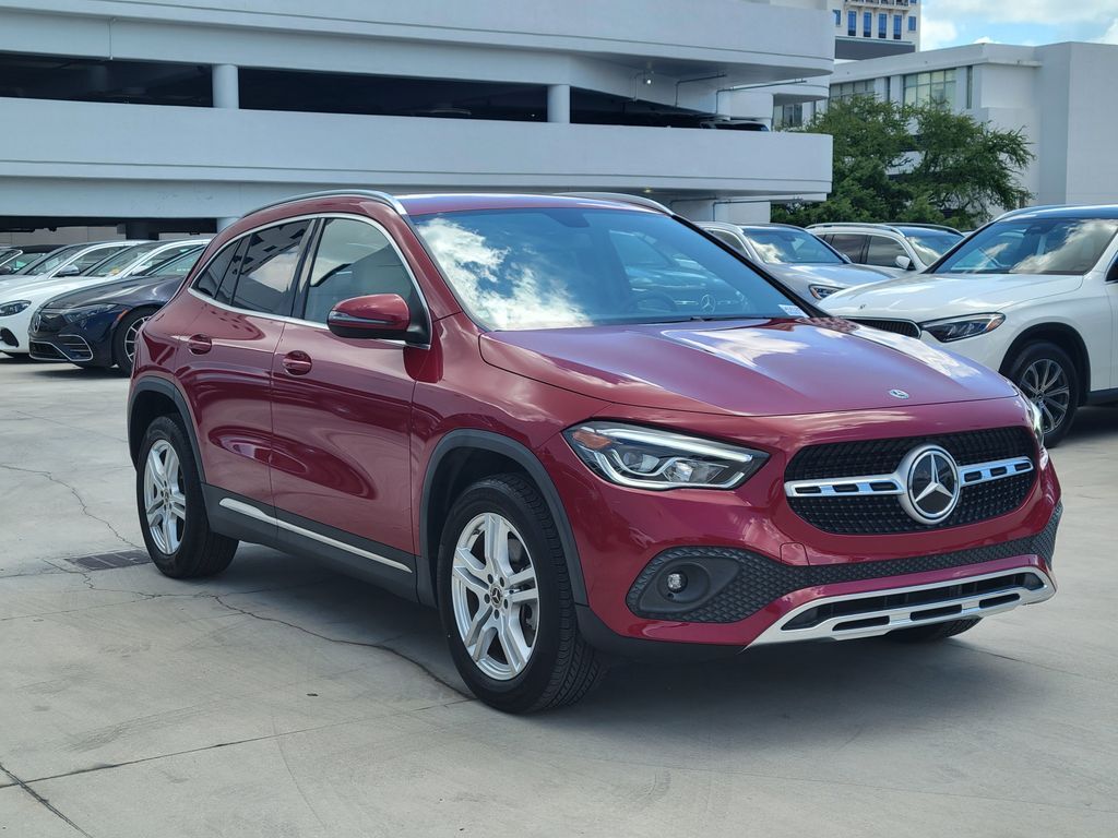 2022 MERCEDES-BENZ GLA-Class