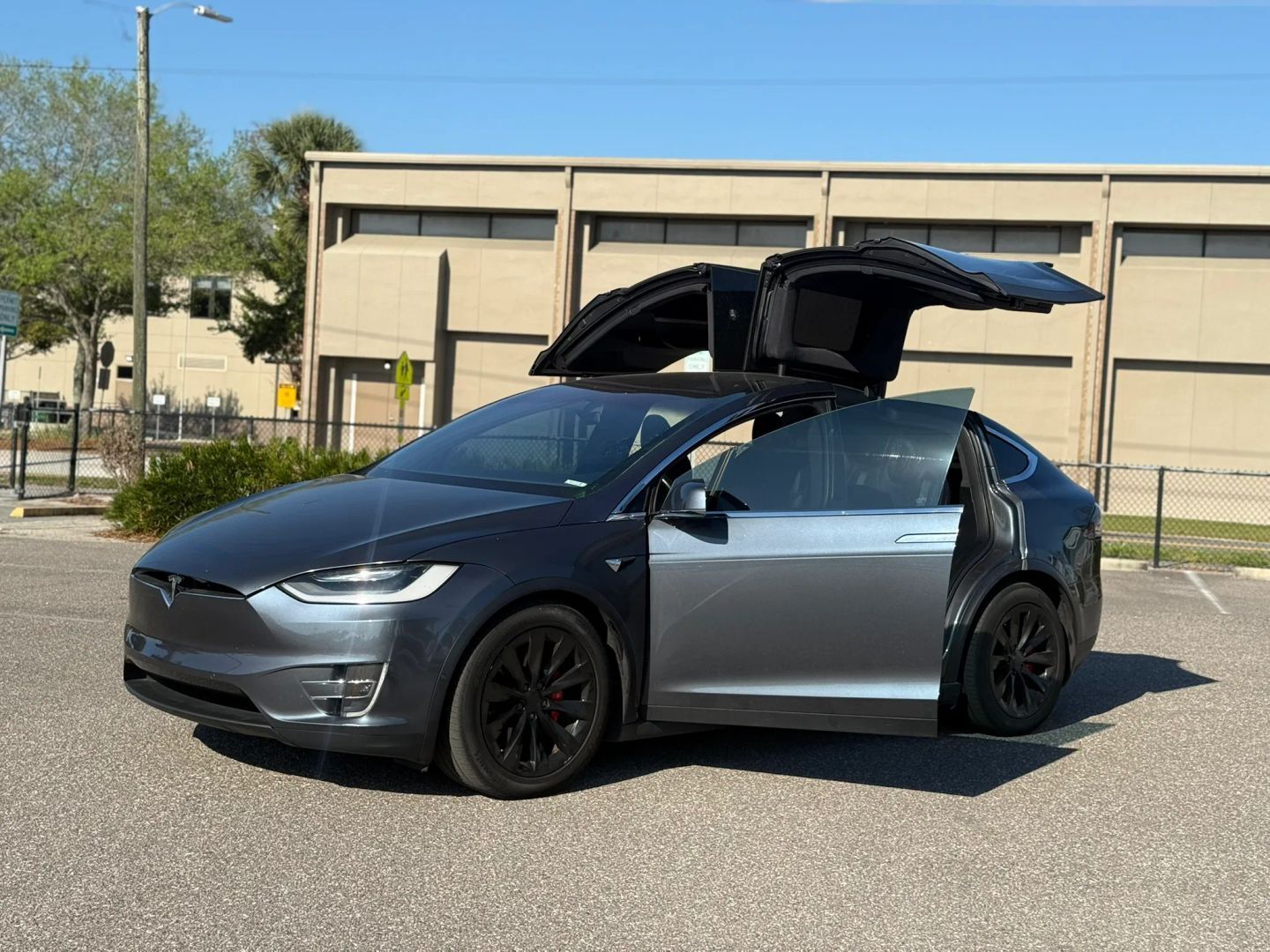 2020 TESLA Model X