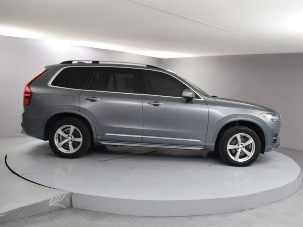 2018 VOLVO XC90