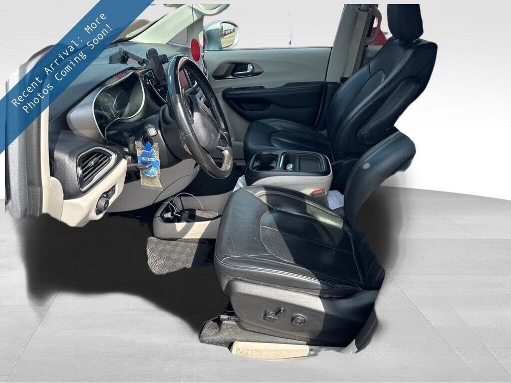 2020 CHRYSLER Pacifica