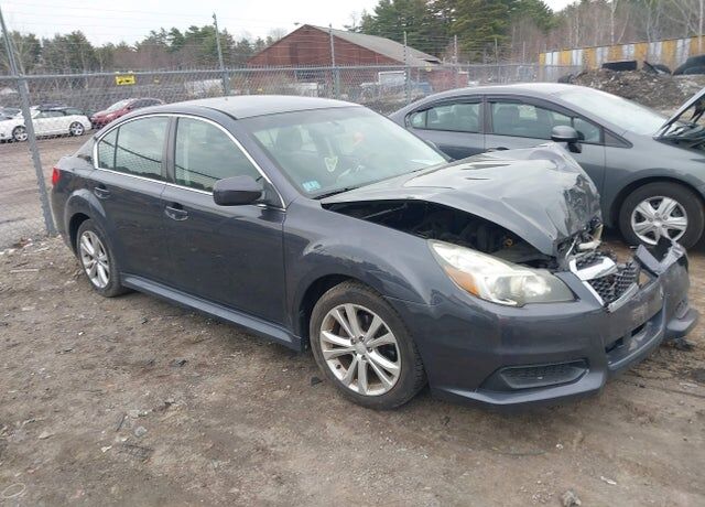 2013 SUBARU Legacy