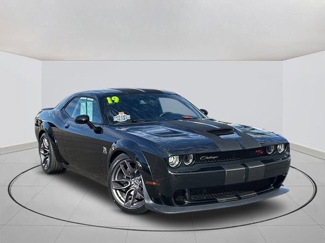 2019 DODGE Challenger