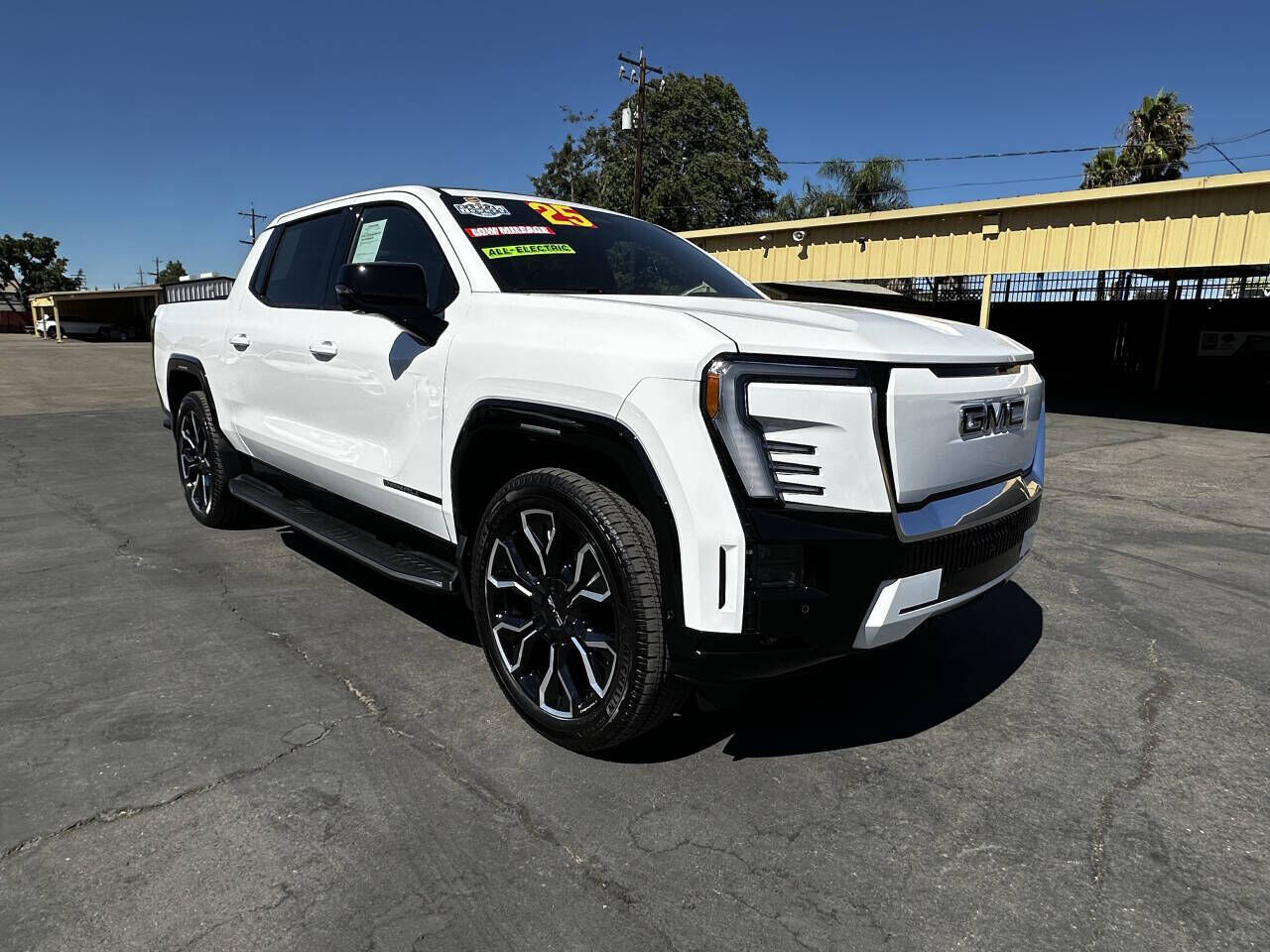 2025 GMC Hummer EV Pickup