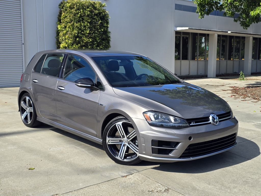2016 VOLKSWAGEN Golf R
