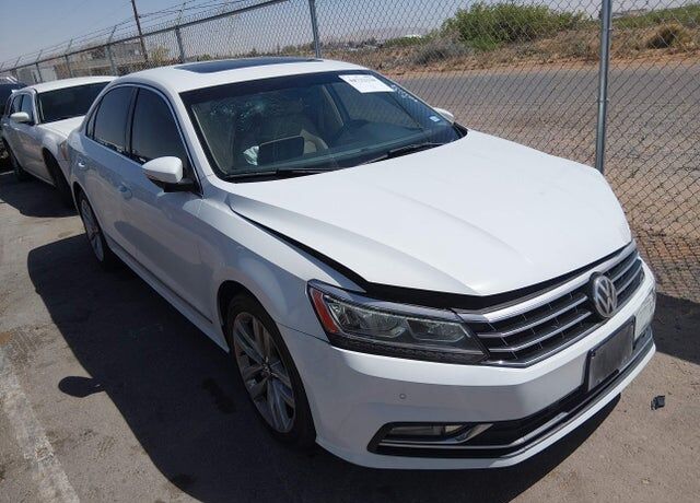 2017 VOLKSWAGEN Passat