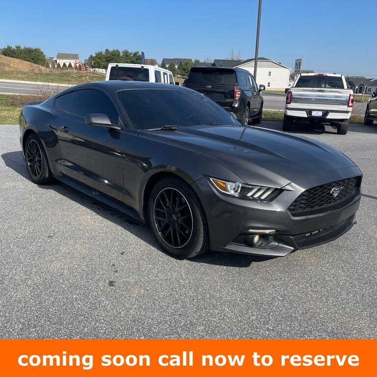 2017 FORD Mustang