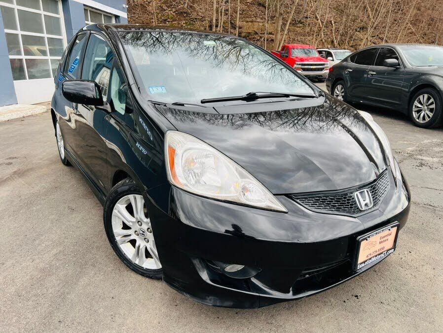 2011 HONDA Fit