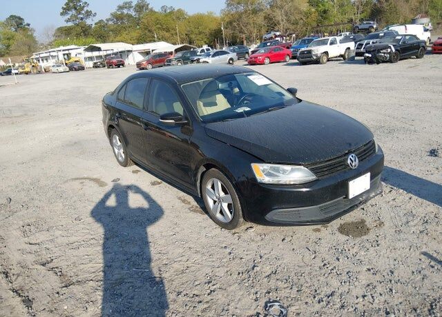 2012 VOLKSWAGEN Jetta