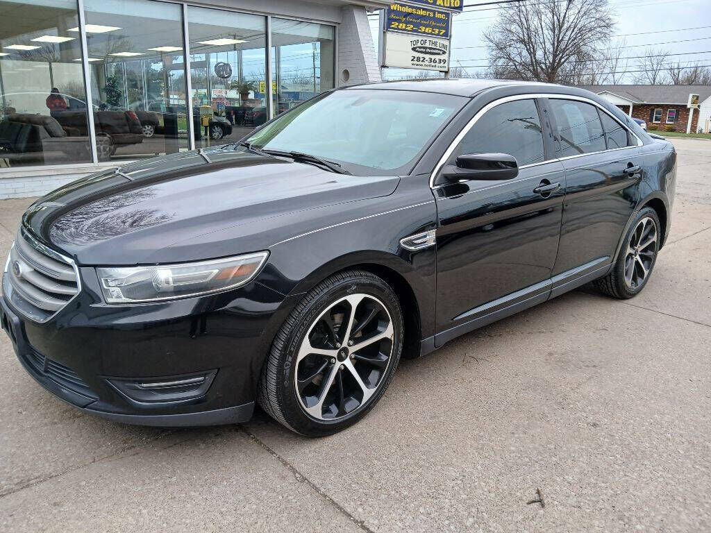 2015 FORD Taurus